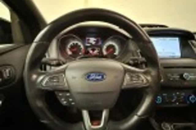 Ford Focus (2016) thumbnail 34