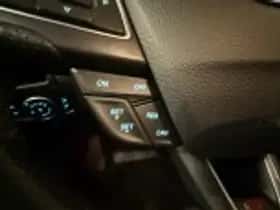 Ford Focus thumbnail 36