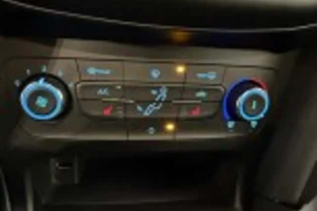 Ford Focus (2016) thumbnail 41