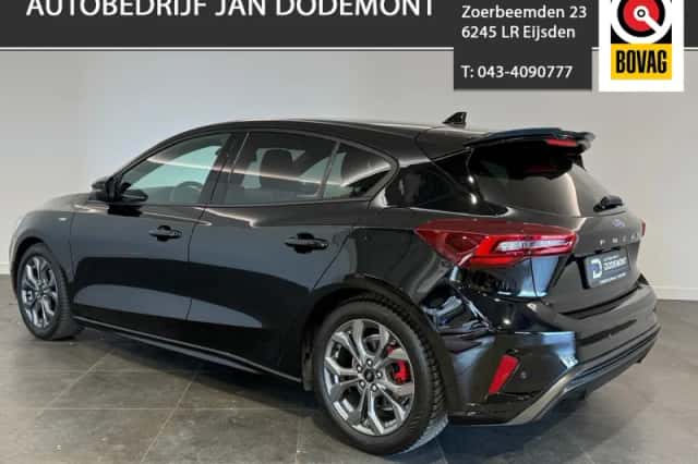 Ford Focus (2024) thumbnail 10