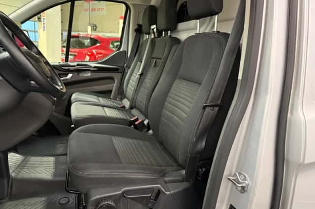 Ford Transit Custom (2019) thumbnail 11