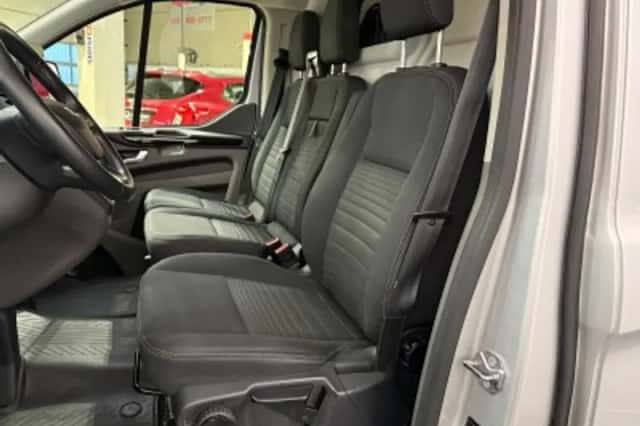 Ford Transit Custom (2019) thumbnail 55