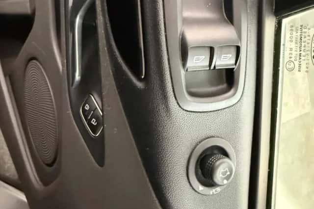 Ford Transit Custom (2019) thumbnail 10
