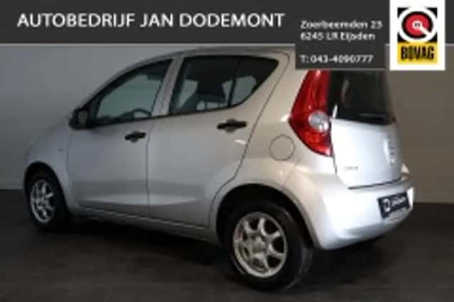 Opel Agila (2009) thumbnail 4