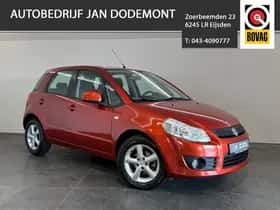 Suzuki SX4 (2007) thumbnail 2