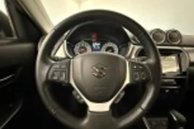 Suzuki Vitara (2023) thumbnail 34