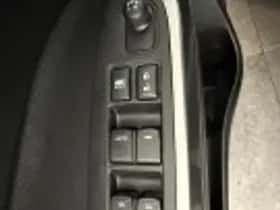 Suzuki Vitara thumbnail 5