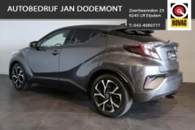 Toyota C Hr (2019) thumbnail 4