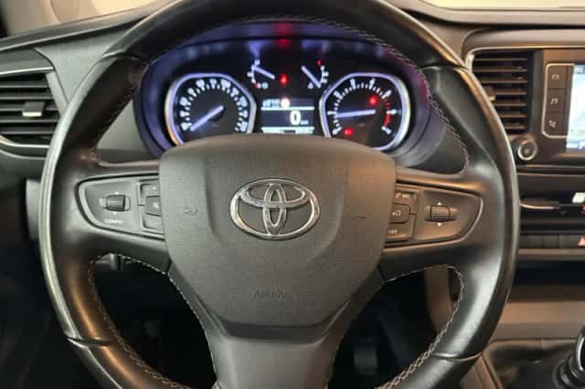 Toyota Proace (2019) thumbnail 15