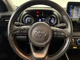 Toyota Yaris thumbnail 15