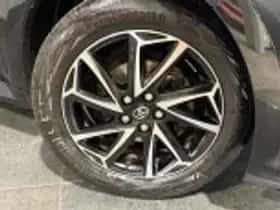 Toyota Yaris thumbnail 32