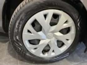 Toyota Yaris thumbnail 29