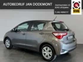 Toyota Yaris thumbnail 30