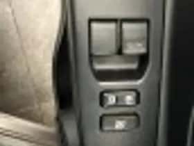 Toyota Yaris thumbnail 31