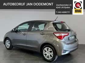 Toyota Yaris thumbnail 50