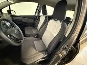 Toyota Yaris thumbnail 52