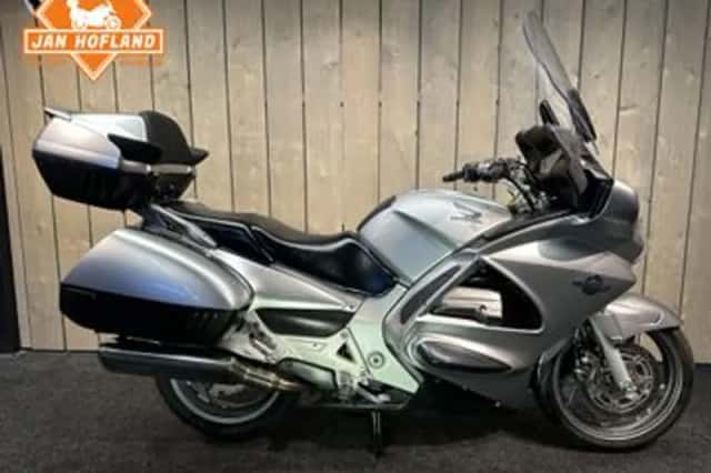 Honda ST 1300 PAN EUROPEAN (2007) thumbnail 1