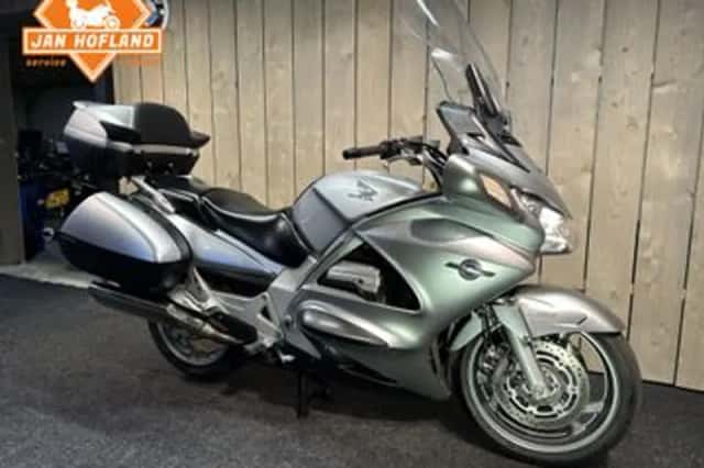 Honda ST 1300 PAN EUROPEAN (2007) thumbnail 2