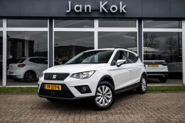 SEAT Arona (2018) thumbnail 2