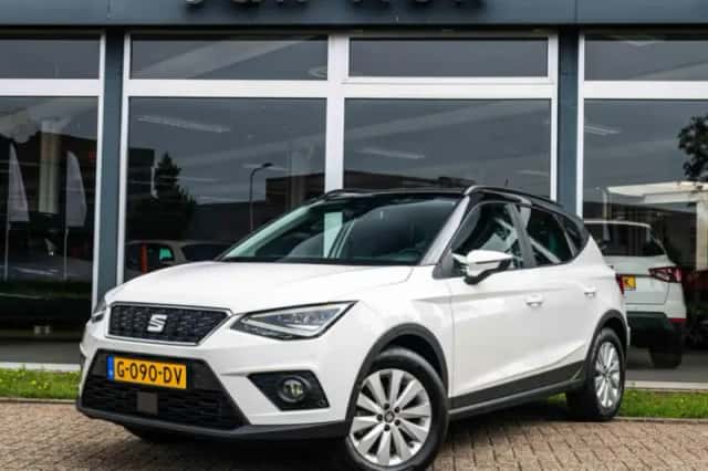 SEAT Arona (2019) thumbnail 1