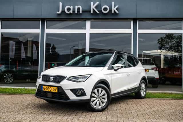 SEAT Arona (2019) thumbnail 2