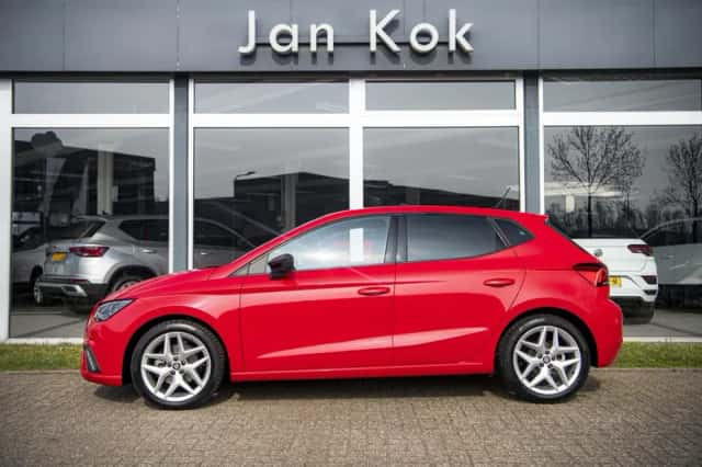 SEAT Ibiza (2021) thumbnail 2