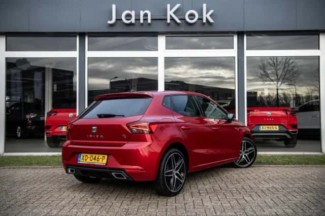 SEAT Ibiza (2019) thumbnail 3