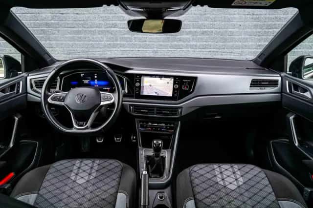 Volkswagen Polo (2022) thumbnail 5