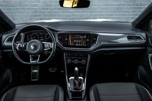 Volkswagen T-Roc (2022) thumbnail 5