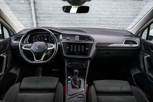 Volkswagen Tiguan (2022) thumbnail 5