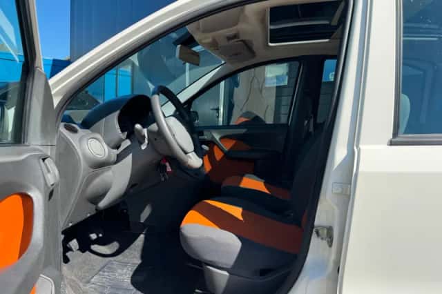 Fiat Panda (2008) thumbnail 3