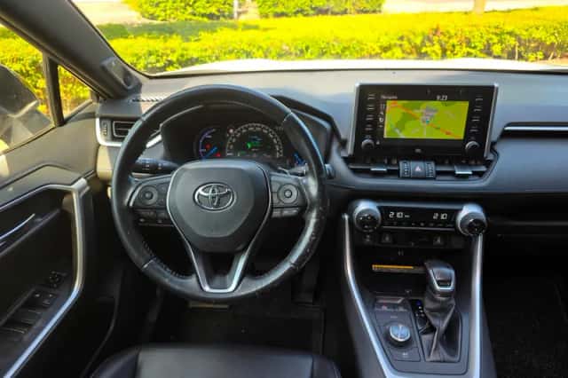 Toyota RAV4 (2019) thumbnail 4