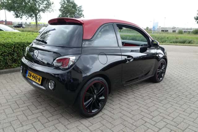 Opel Adam (2017) thumbnail 6