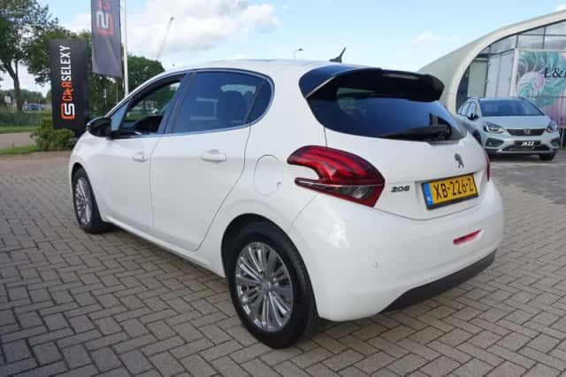Peugeot 208 (2018) thumbnail 4