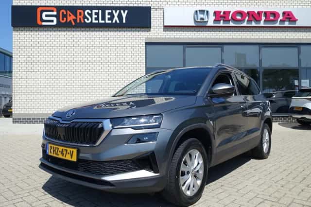 Škoda Karoq (2023) thumbnail 2