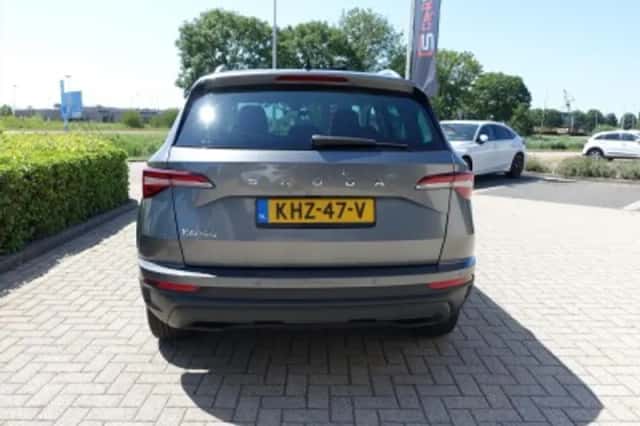 Škoda Karoq (2023) thumbnail 4