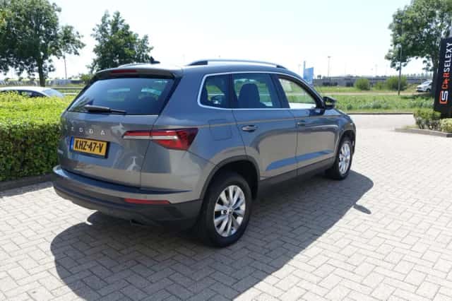 Škoda Karoq (2023) thumbnail 6