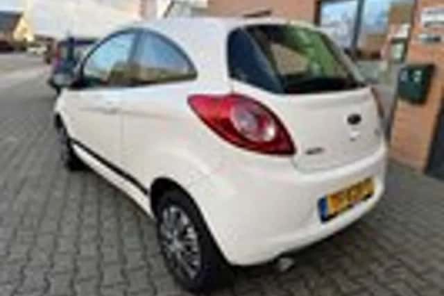 Ford Ka (2012) thumbnail 5