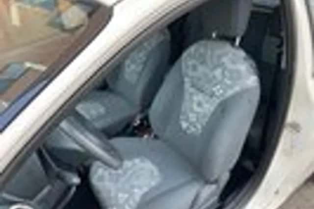 Ford Ka (2012) thumbnail 9