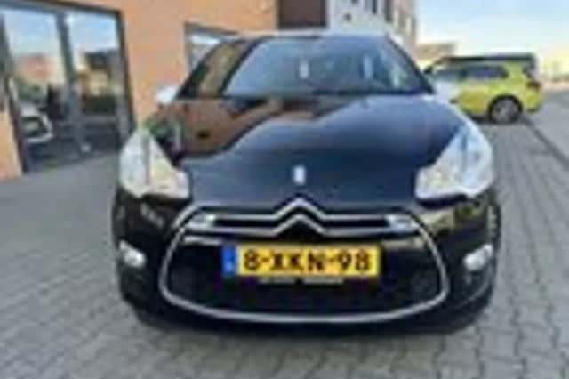 Citroën DS3 (2014) thumbnail 2