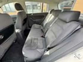 Volkswagen Golf thumbnail 11