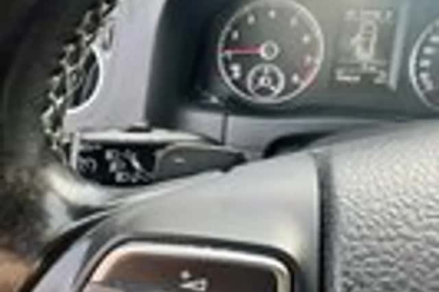 Volkswagen Golf (2011) thumbnail 14
