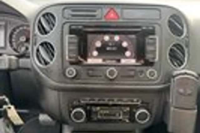 Volkswagen Golf (2011) thumbnail 16