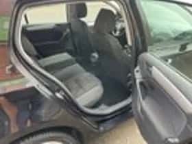 Volkswagen Golf thumbnail 11