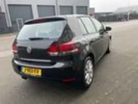 Volkswagen Golf (2009) thumbnail 3