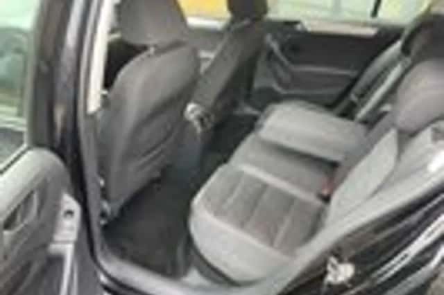 Volkswagen Golf (2009) thumbnail 10
