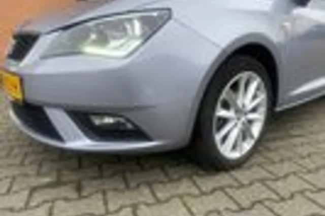 SEAT Ibiza (2015) thumbnail 14