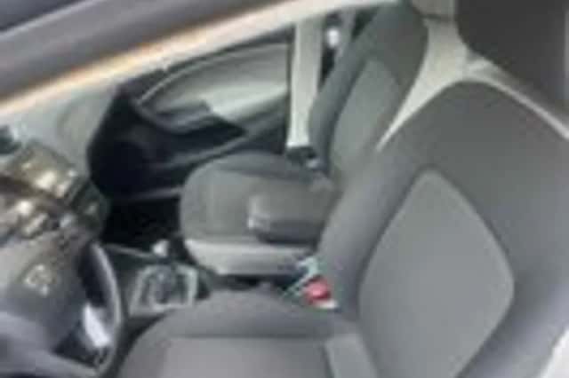 SEAT Ibiza (2015) thumbnail 8