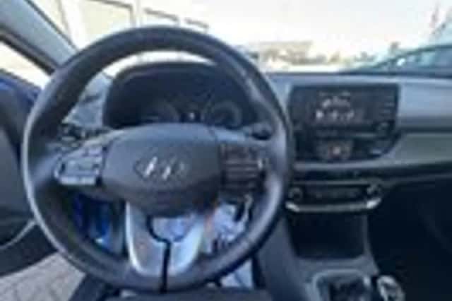 Hyundai i30 (2018) thumbnail 14
