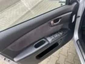 Kia Magentis thumbnail 13